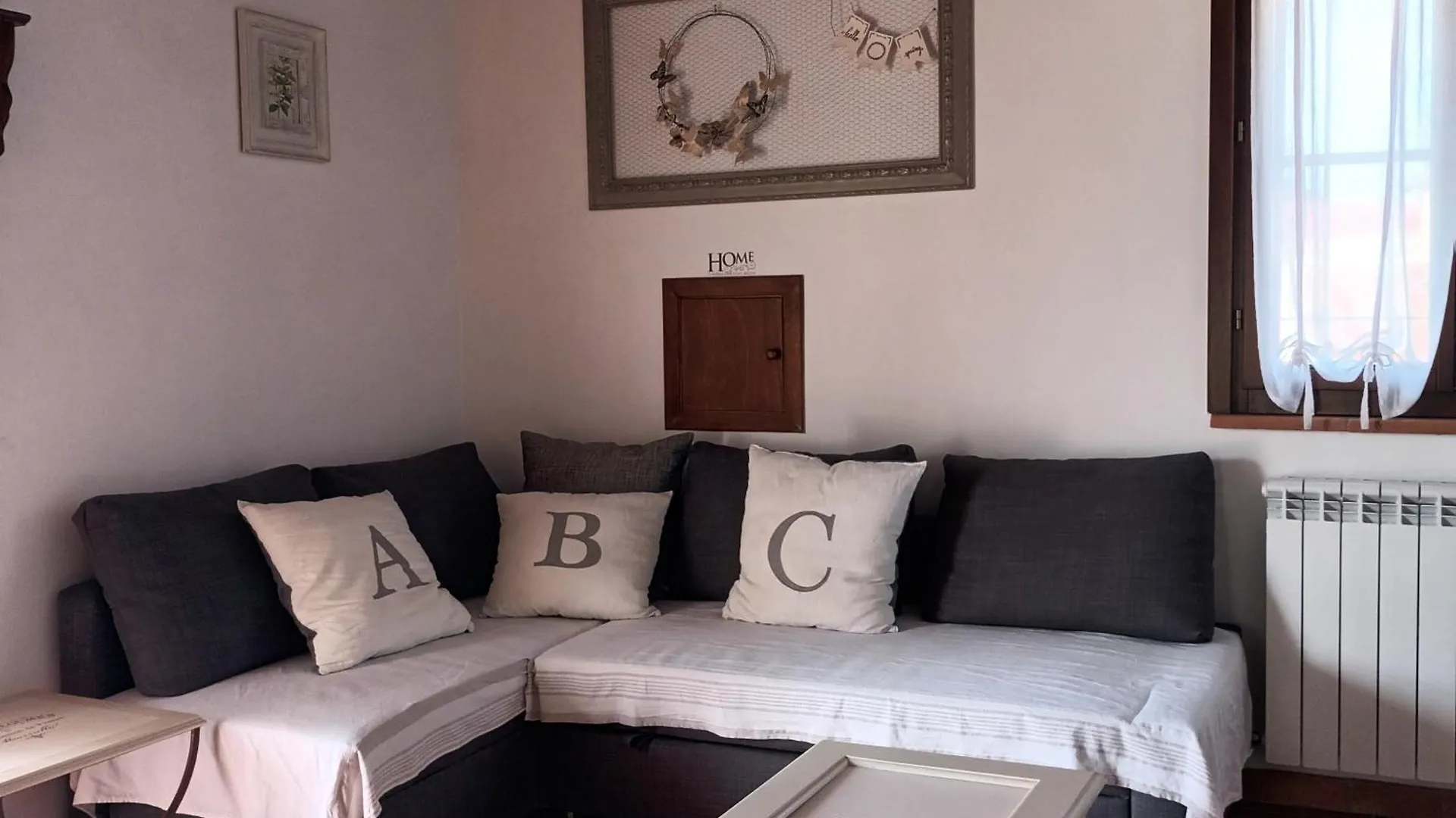 Casa Vacanze I Gelsomini Grancetta Italy